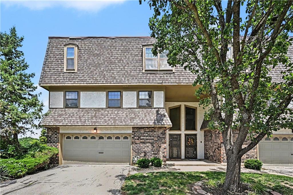 Photo of 10216 LOCUST Street Kansas City MO 64131