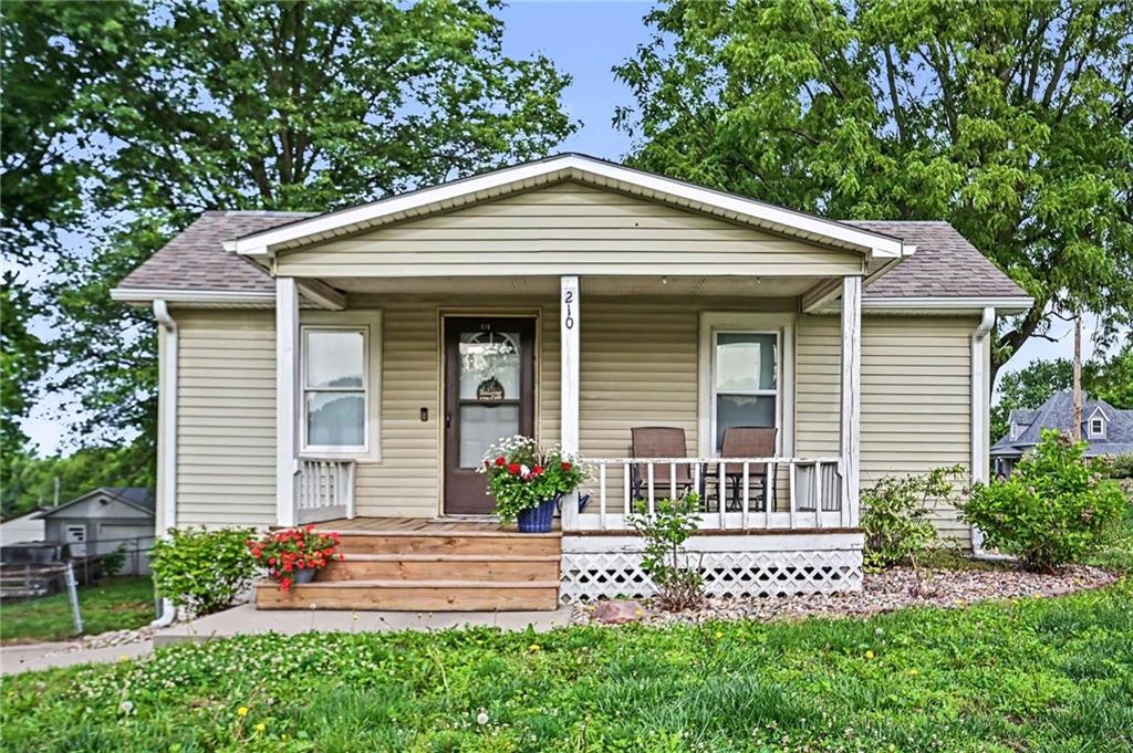 Photo of 210 Elm Street Faucett MO 64448