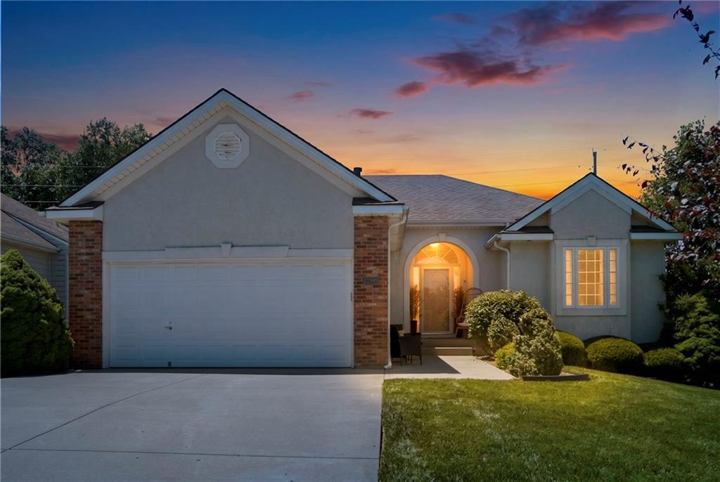Photo of 9428 N Ditzler Avenue Kansas City MO 64157