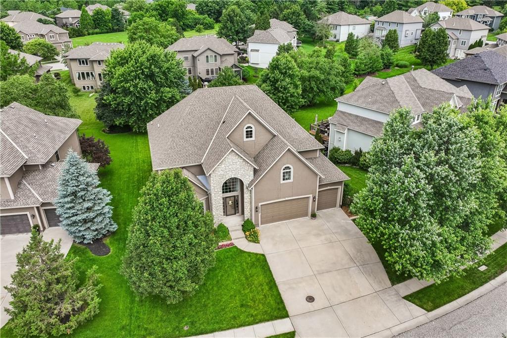 Photo of 16200 Ballentine Street Overland Park KS 66221