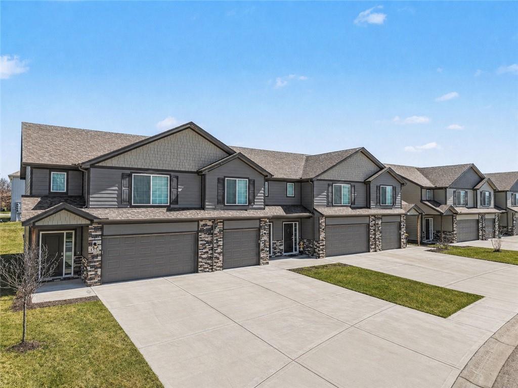 Photo of 1500 NE Shale Court Grain Valley MO 64029