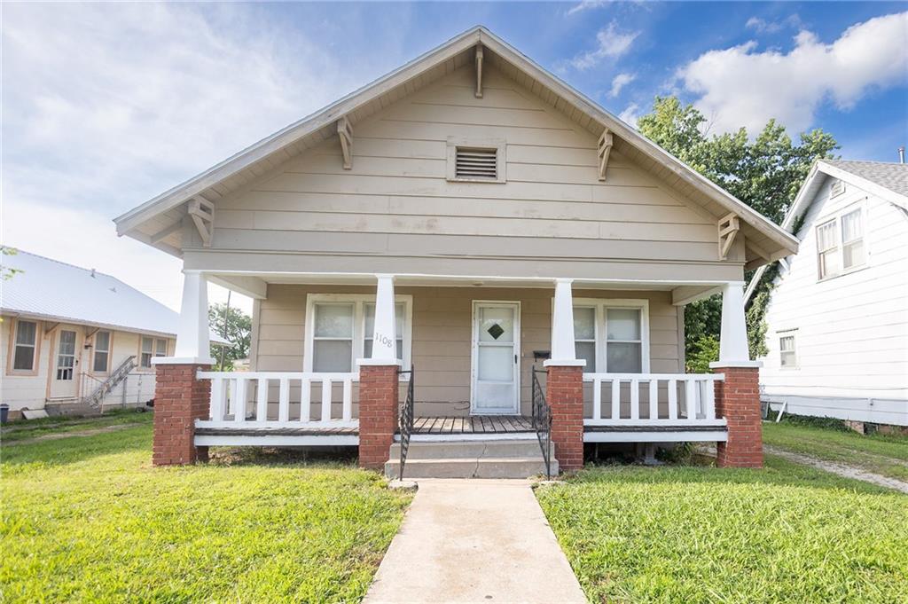 Photo of 1108 W 9th Street Coffeyville KS 67337