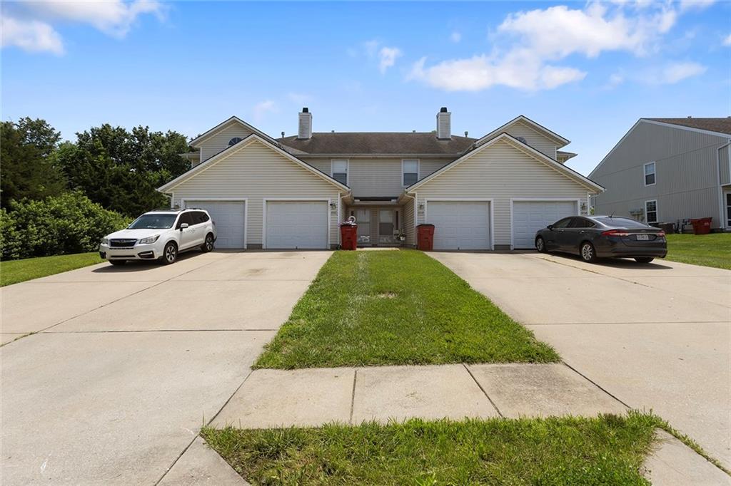 Photo of 601 NE 1st Street Oak Grove MO 64075