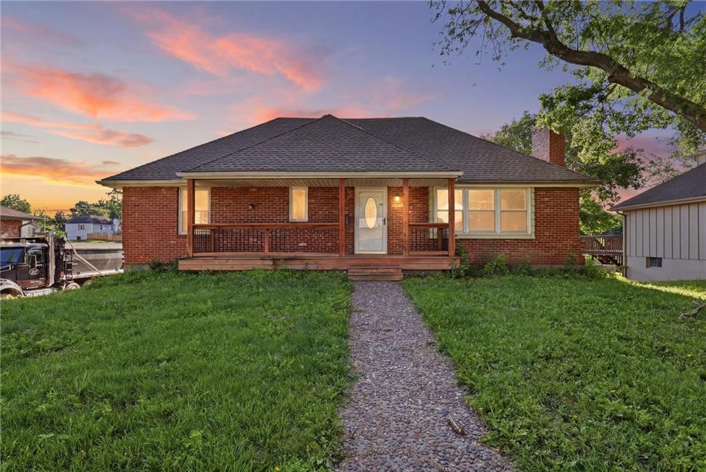 Photo of 3404 S Grand Avenue Independence MO 64055