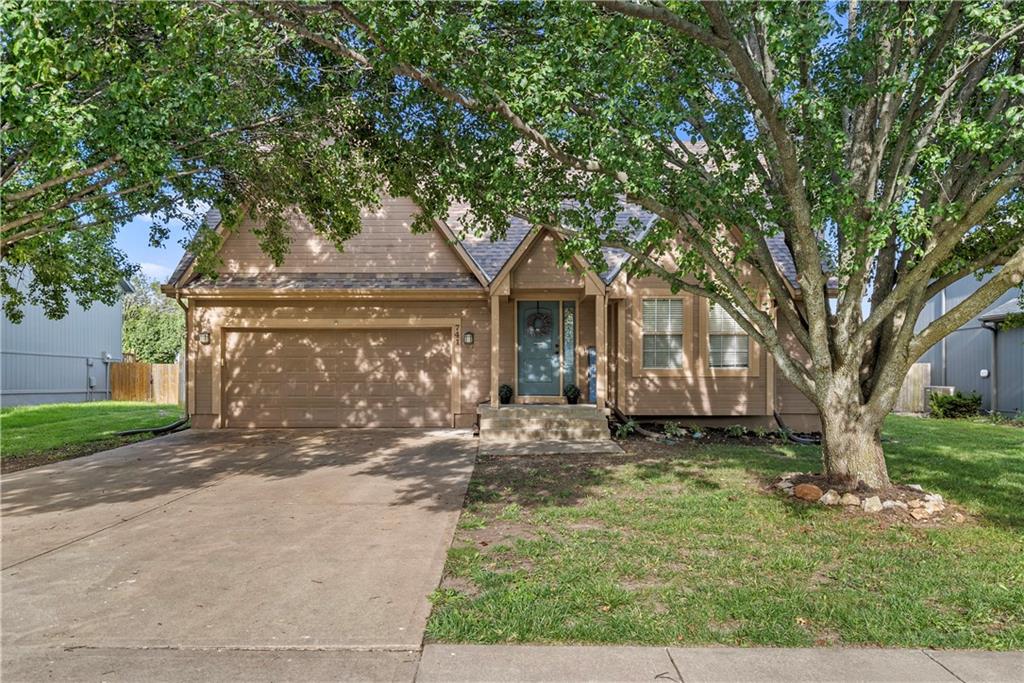 Photo of 741 N Poplar Street Gardner KS 66030