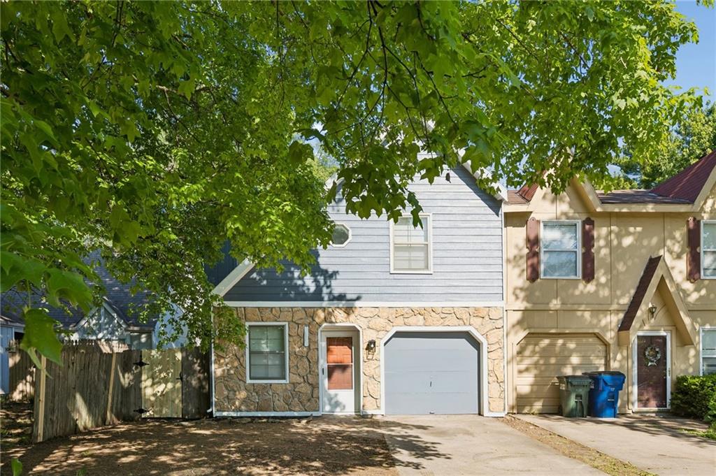 Photo of 303 Northwood Lane Lawrence KS 66044