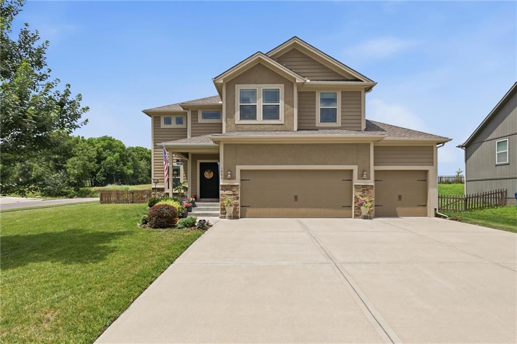Photo of 1406 Silhouette Drive Kearney MO 64060