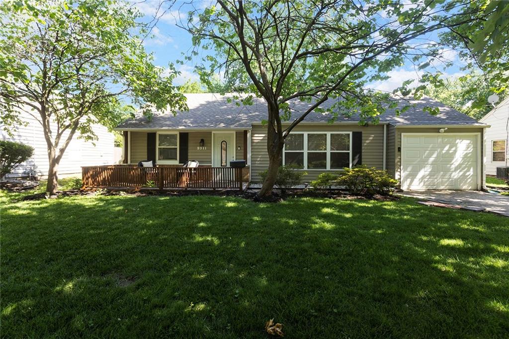 Photo of 2311 W 76th Street Prairie Village KS 66208