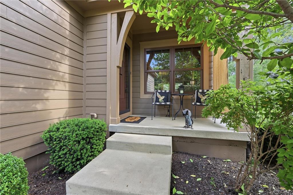 Photo of 7817 W 158th Place Overland Park KS 66223