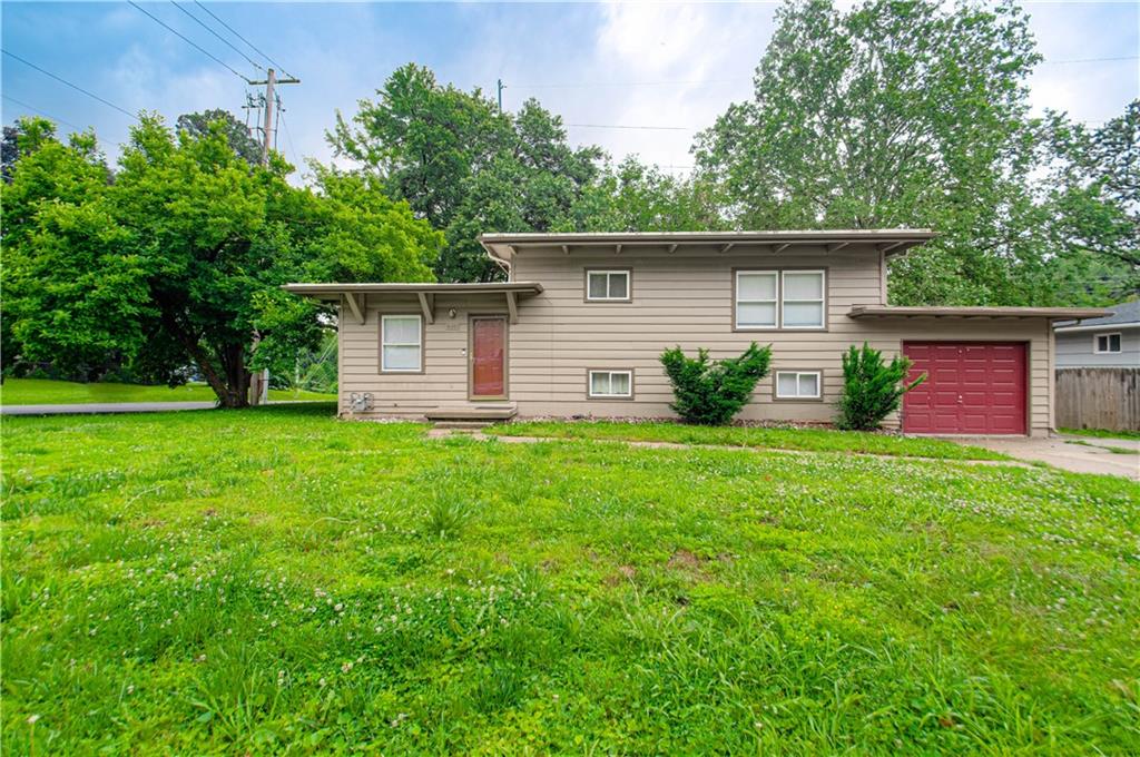 Photo of 6401 Roswell Avenue Kansas City KS 66104