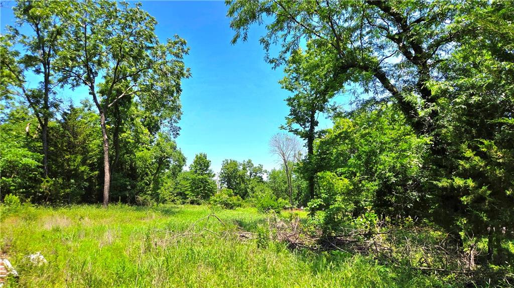 Photo of 1 Shady Hollow Drive Linn Valley KS 66040