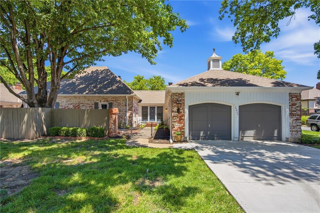 Photo of 10240 Conser Street Overland Park KS 66212