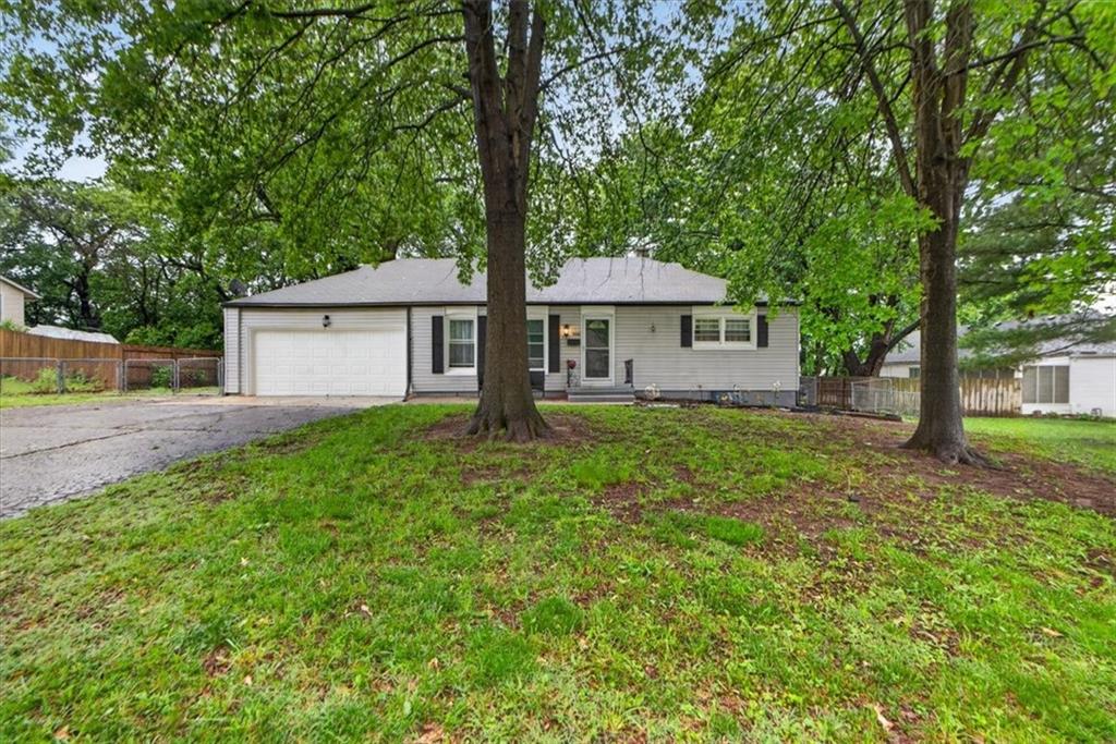 Photo of 9504 Bennington Avenue Kansas City MO 64134