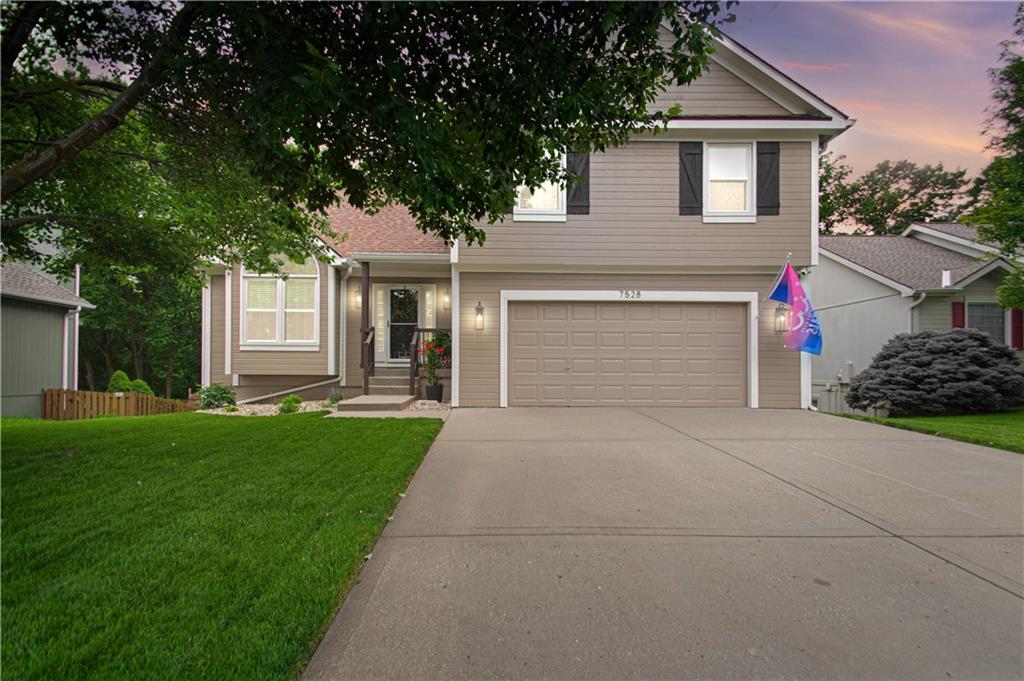 Photo of 7528 N Tullis Avenue Kansas City MO 64158