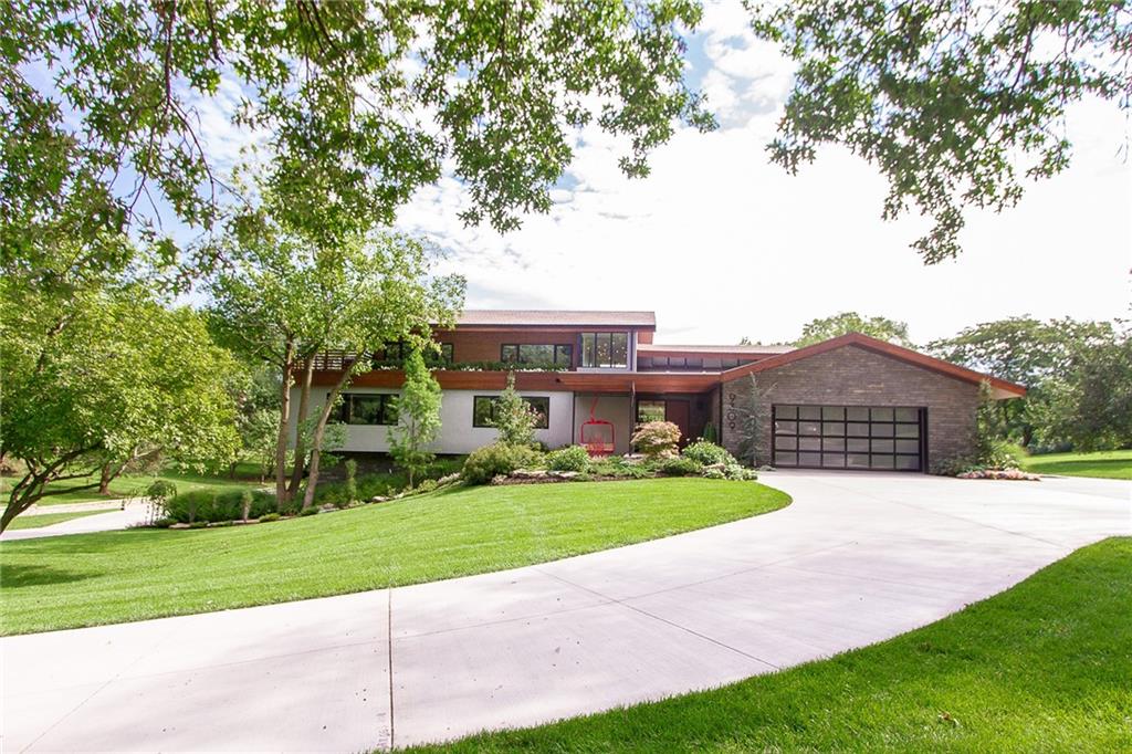Photo of 9309 High Drive Leawood KS 66206