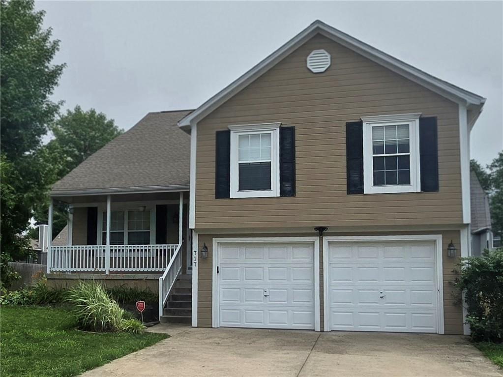 Photo of 717 Canter Street Raymore MO 64083