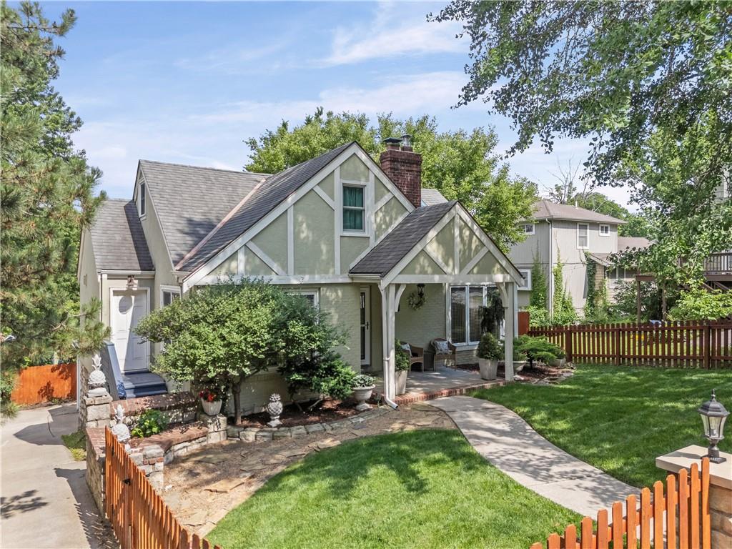 Photo of 4815 Bell Street Kansas City MO 64112