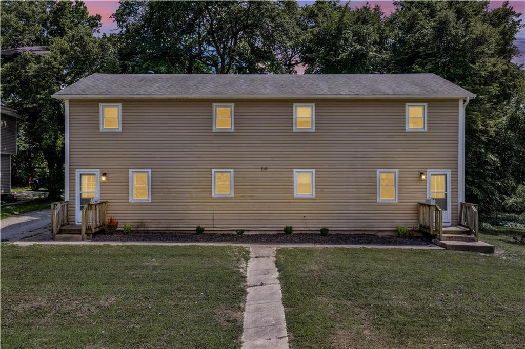 Photo of 218 W South Street Warrensburg MO 64093