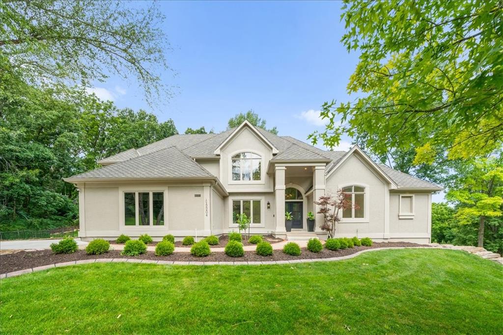 Photo of 12204 Wyandotte Court Kansas City MO 64145