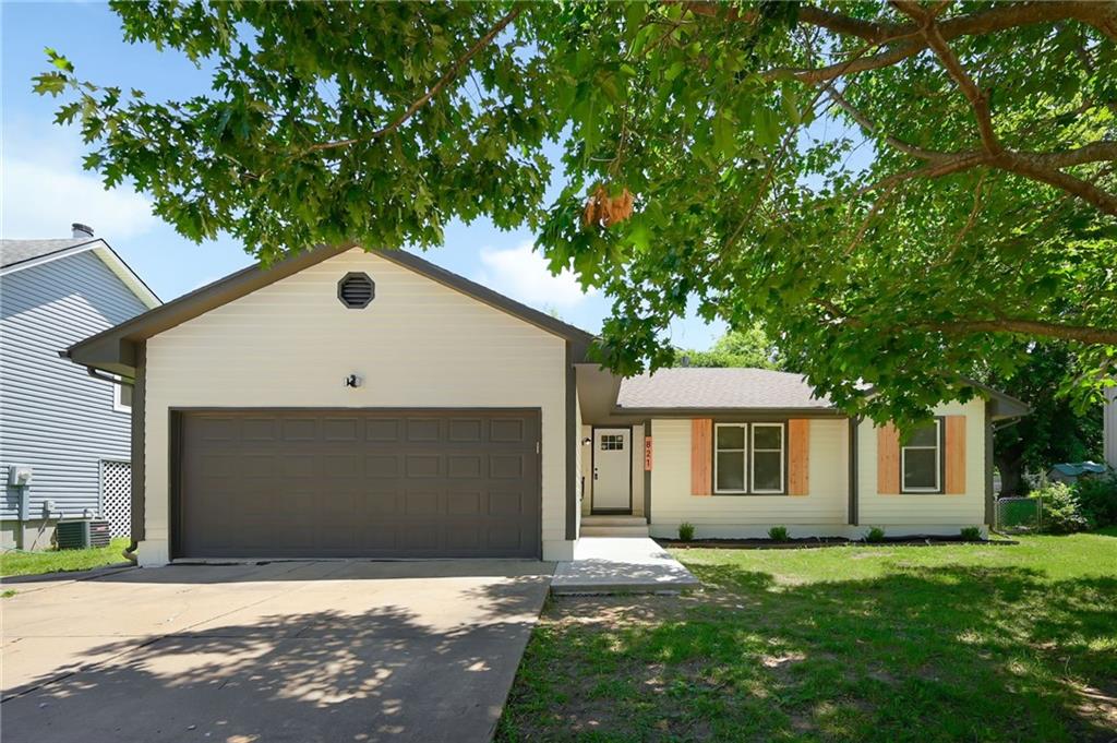 Photo of 821 Heather Drive Belton MO 64012