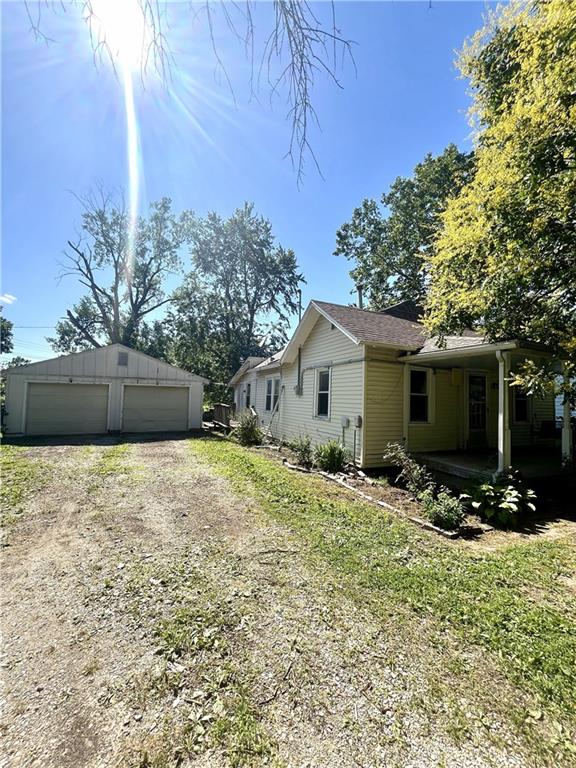 Photo of 202 Hunt Street Wellsville KS 66092