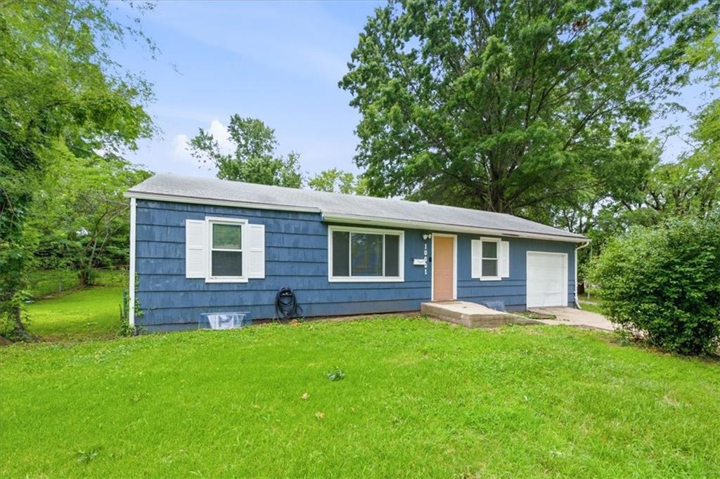 Photo of 10001 Bellaire Avenue Kansas City MO 64134