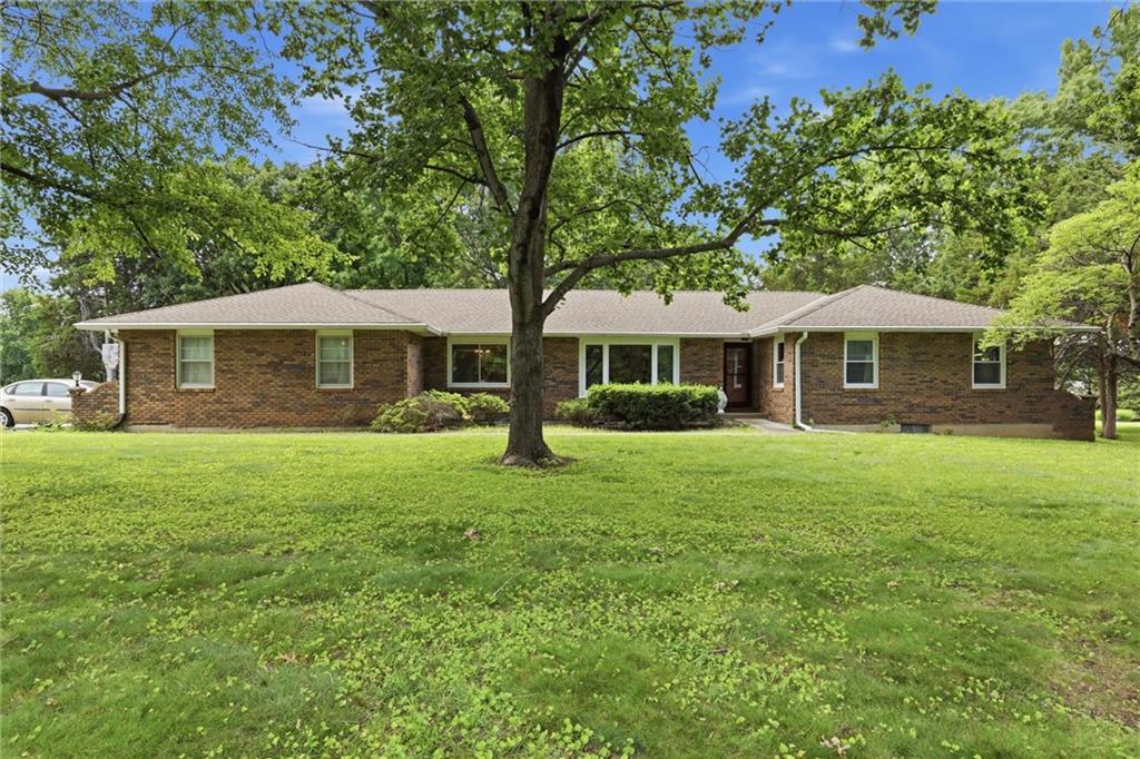 Photo of 15960 Nall Avenue Stilwell KS 66085
