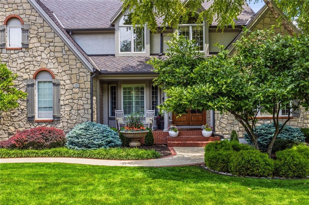 Photo of 14107 Manor Road Leawood KS 66224