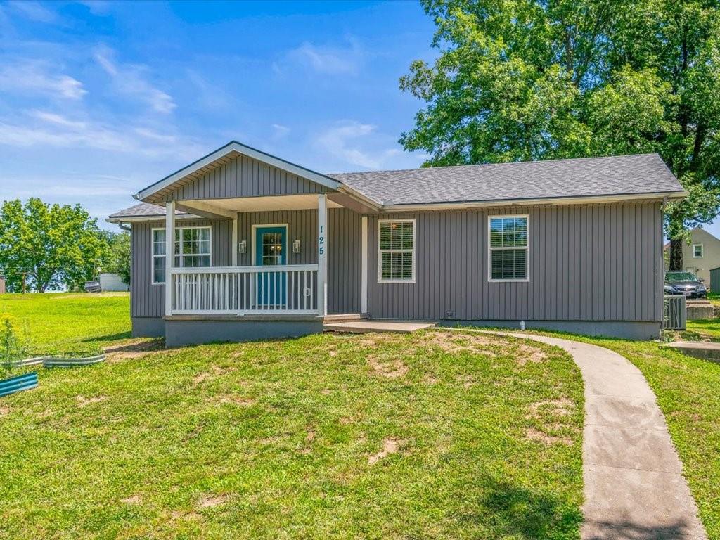 Photo of 125 N 23rd Street Lexington MO 64067