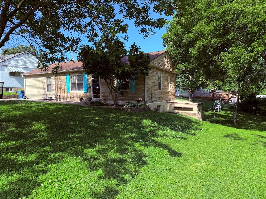 Photo of 519 S Willow Avenue Sugar Creek MO 64053