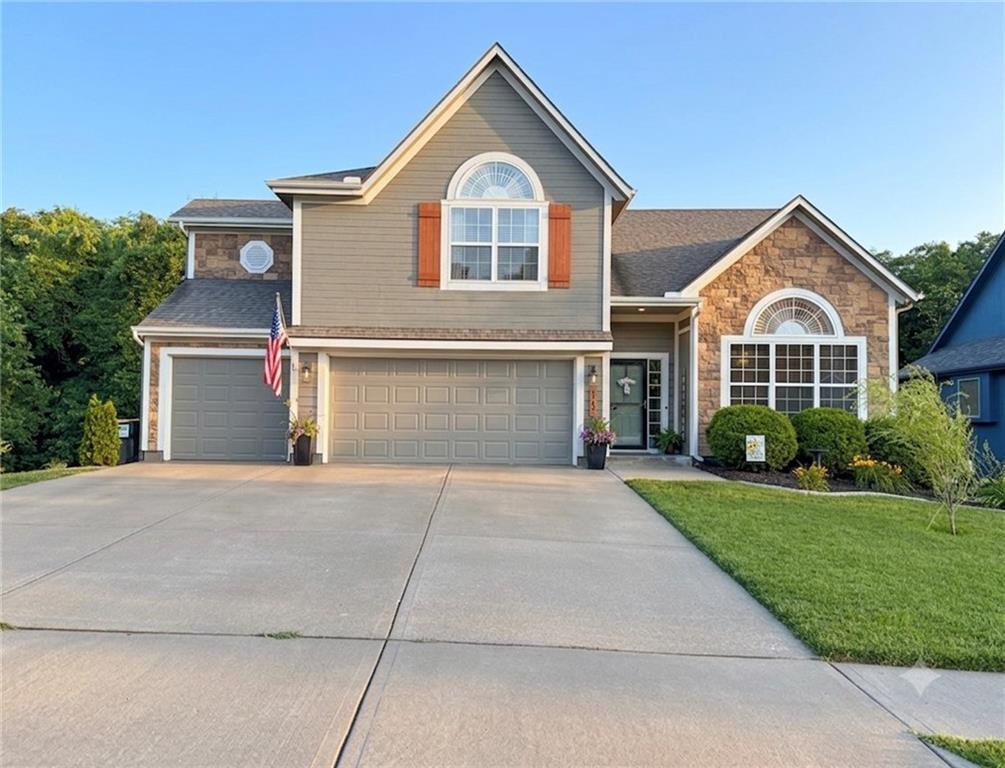 Photo of 919 S 12th Street Louisburg KS 66053