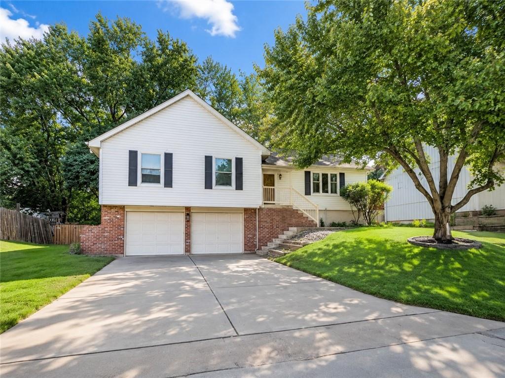 Photo of 2123 8th Street Blue Springs MO 64015