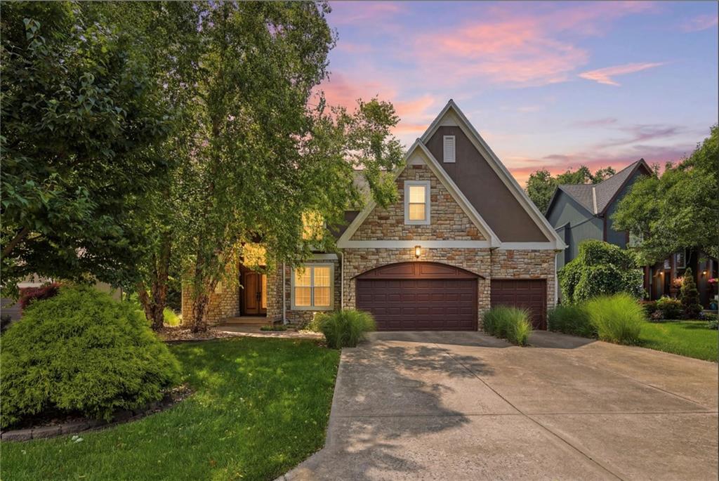 Photo of 12914 Mackey Street Overland Park KS 66213