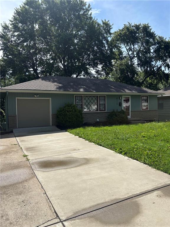 Photo of 8719 Stark Avenue Kansas City MO 64138