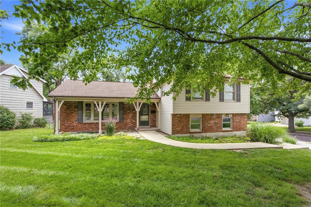 Photo of 9409 W 89th Street Overland Park KS 66212