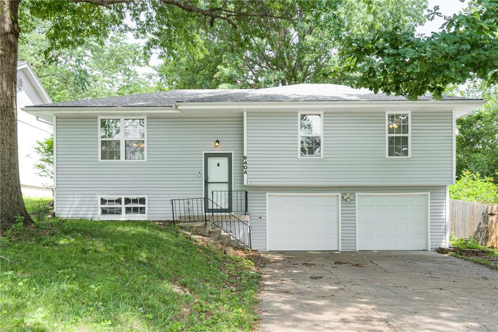 Photo of 9404 NW 59th Terrace Parkville MO 64152