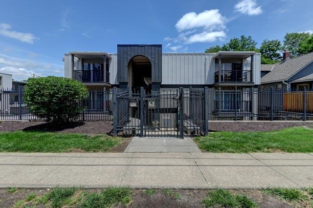 Photo of 4157 Roanoke Road #12 Kansas City MO 64111