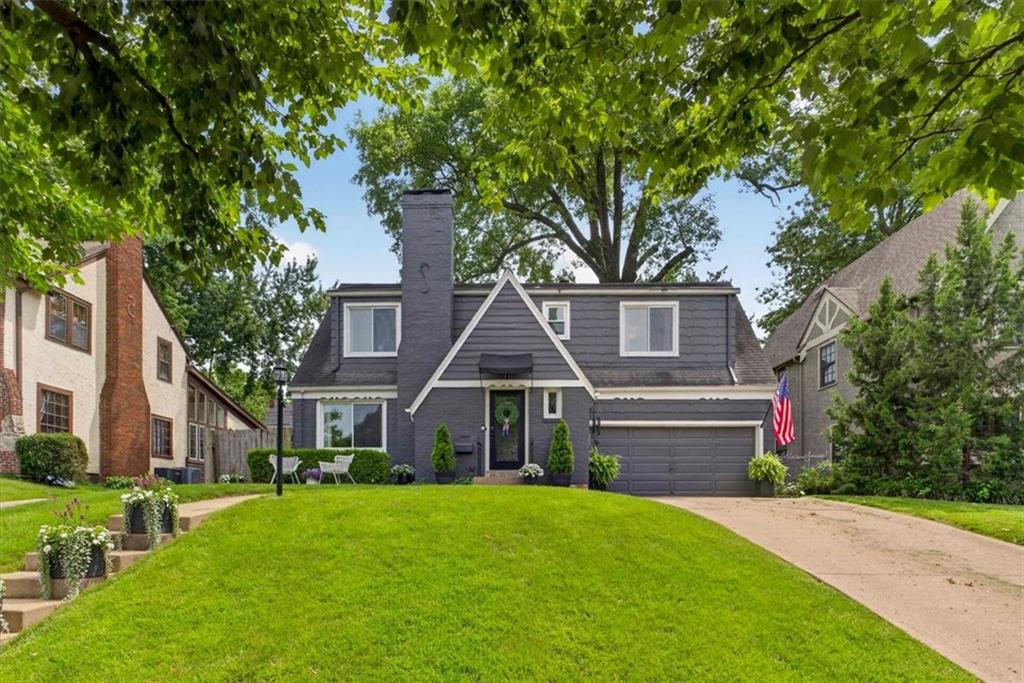 Photo of 127 W 69th Street Kansas City MO 64113