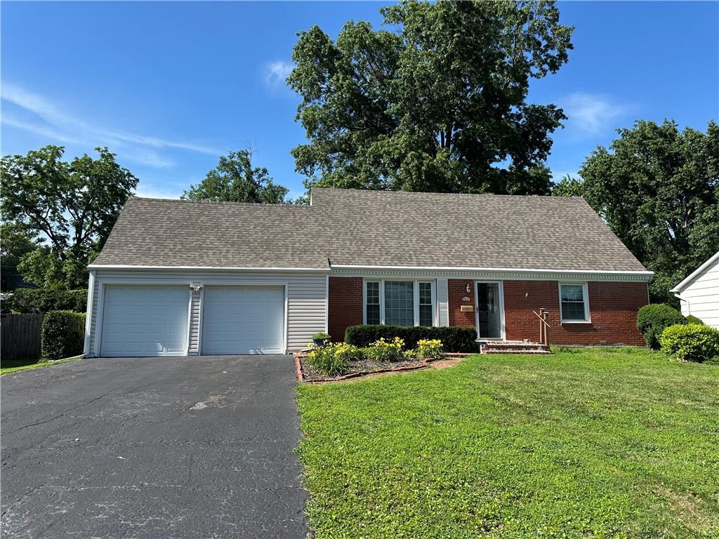 Photo of 7300 W 89th Terrace Overland Park KS 66212