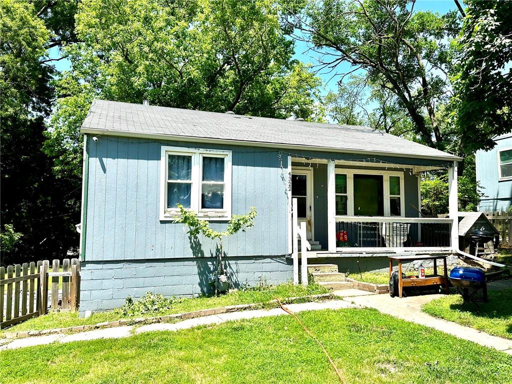 Photo of 4322 Oakland Avenue Kansas City KS 66102