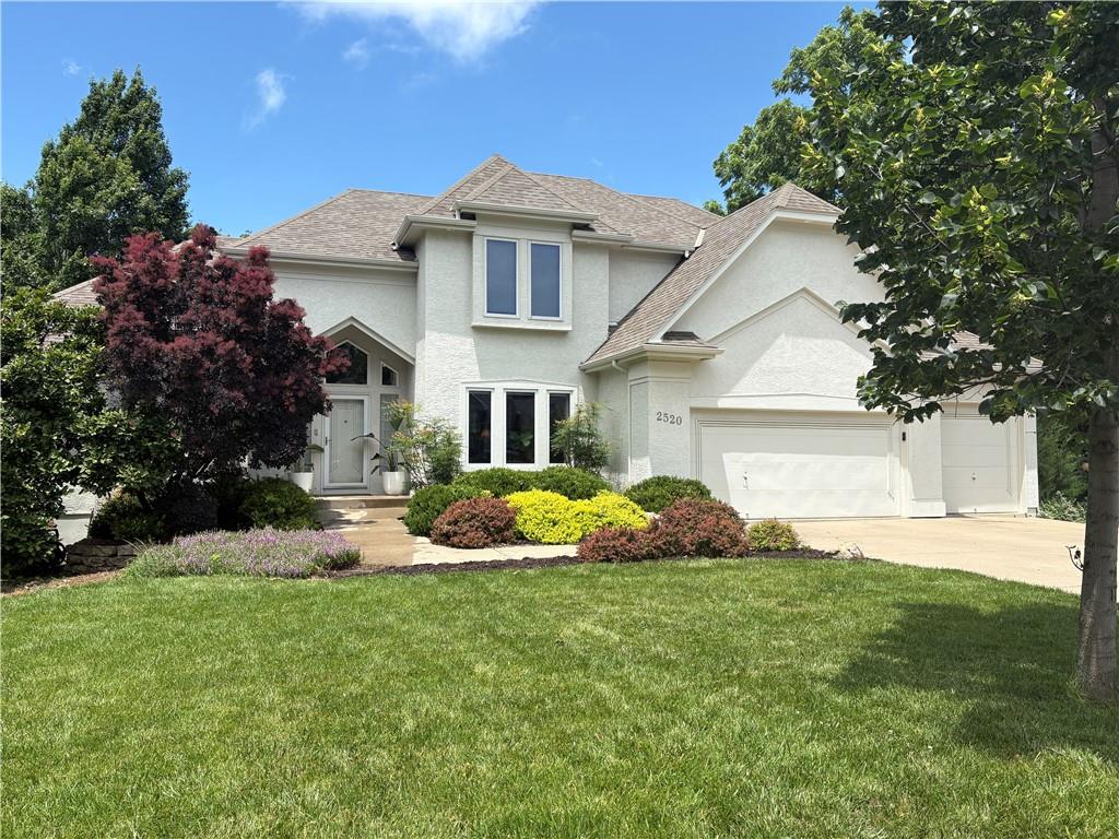 Photo of 2520 SW Winterbond Circle Lee's Summit MO 64081