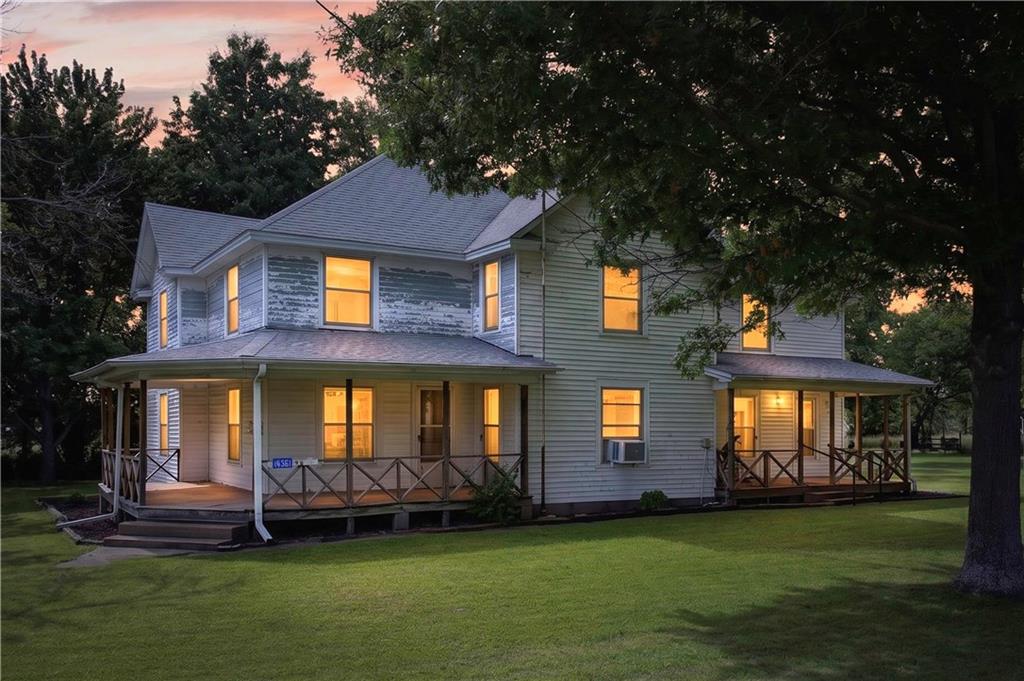 Photo of 406 N Center Avenue Parker KS 66072