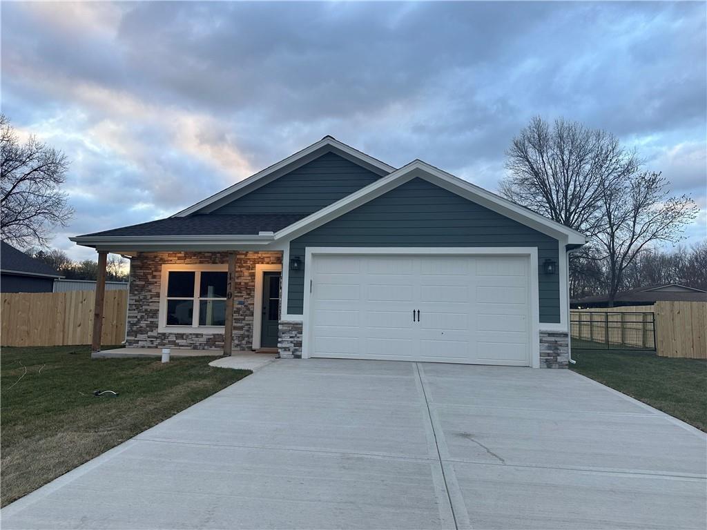 Photo of 1102 S Oak Street Plattsburg MO 64477
