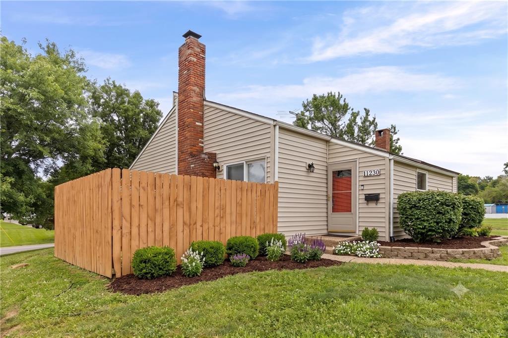 Photo of 11230 College Avenue Kansas City MO 64137