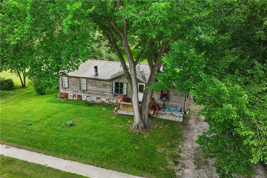 Photo of 725 S Locust Street Sweet Springs MO 65351