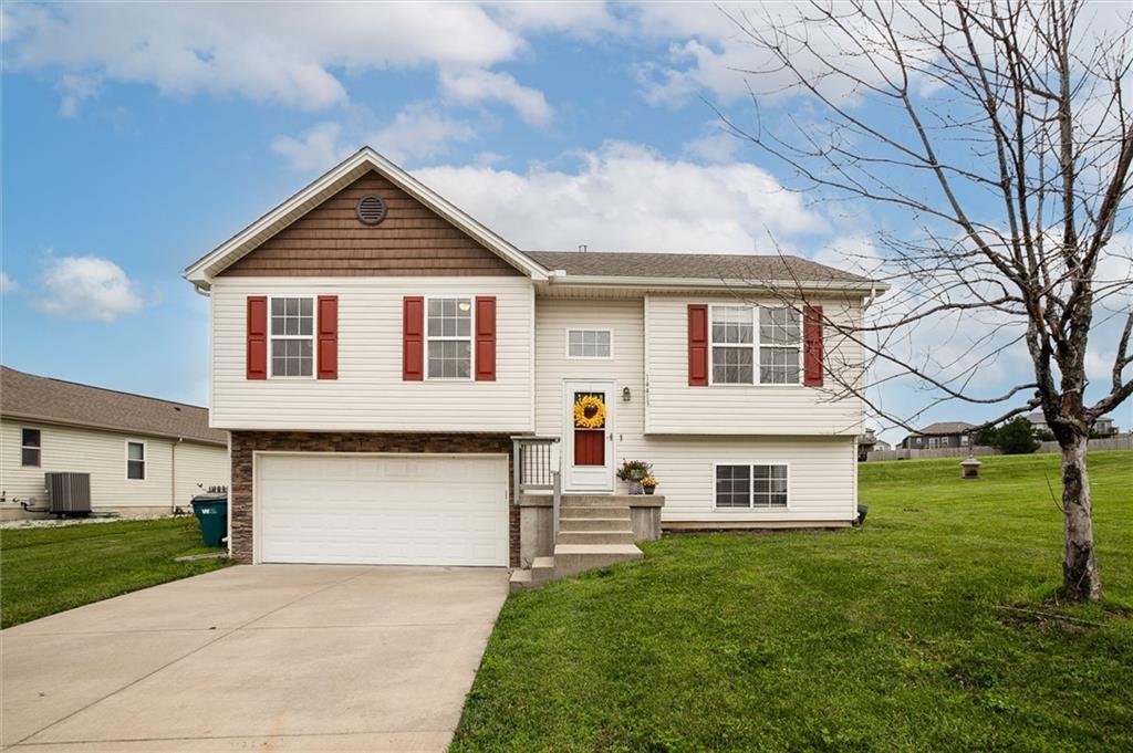 Photo of 14413 EASTERN Court Grandview MO 64030