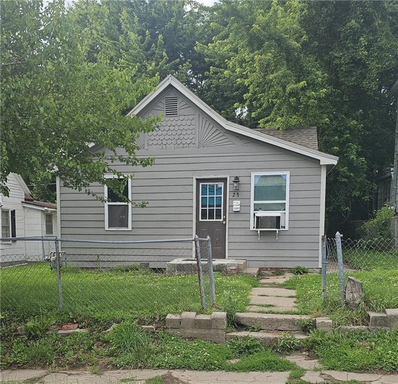 Photo of 23 E Valley Street St Joseph MO 64504