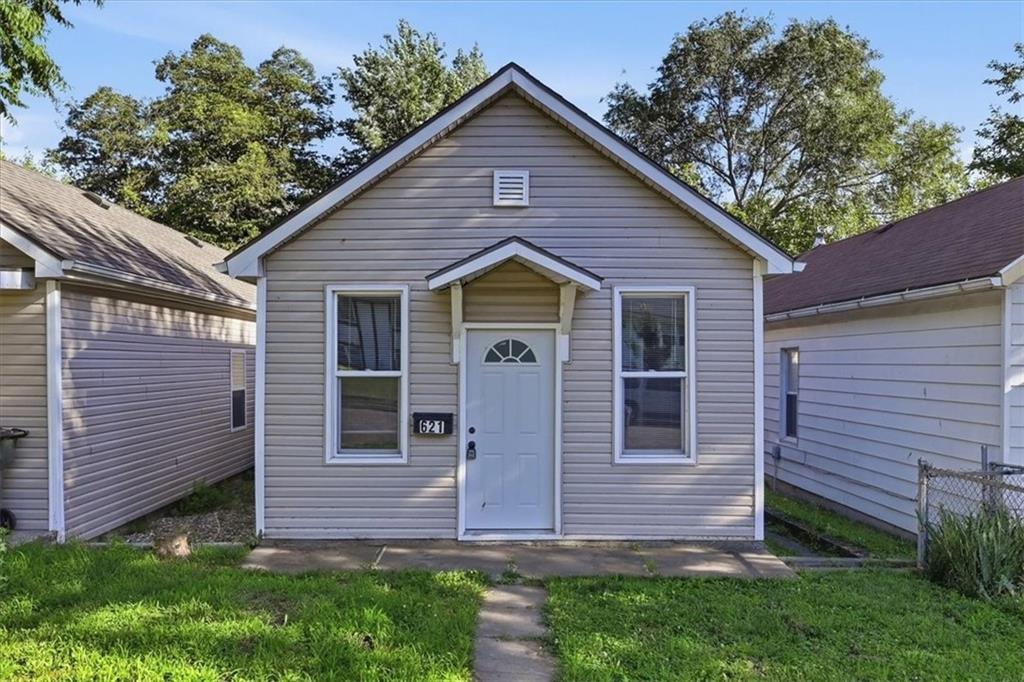 Photo of 621 Kiowa Street Leavenworth KS 66048