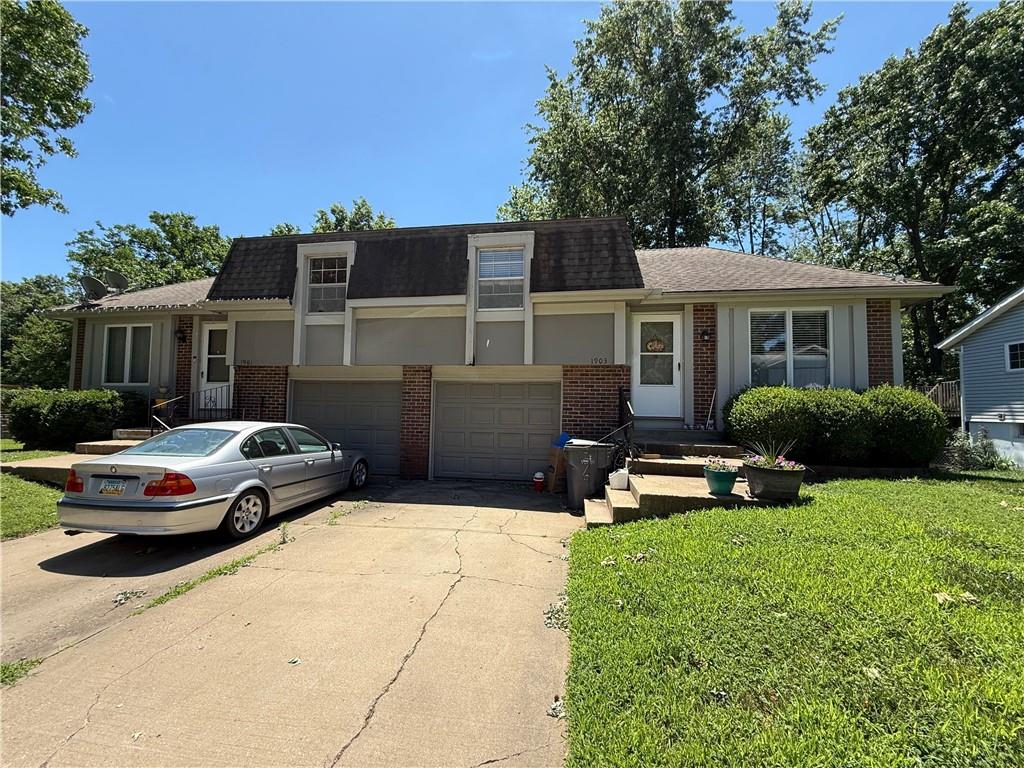 Photo of 1903 E Lindenwood Circle Olathe KS 66062