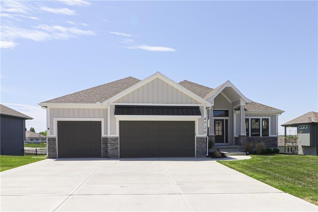 Photo of 4720 NE Freehold Drive Lee's Summit MO 64064